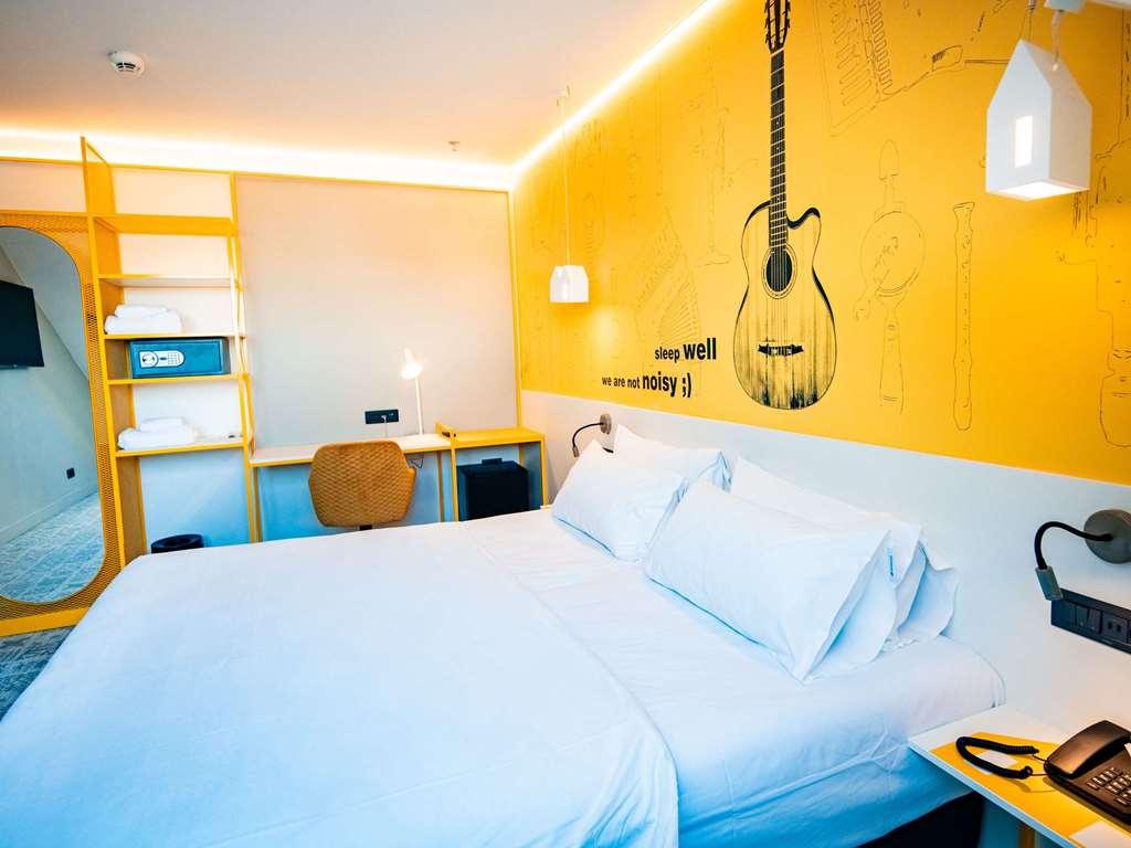 Hotel Ibis Styles Sibiu Arsenal Pokój zdjęcie