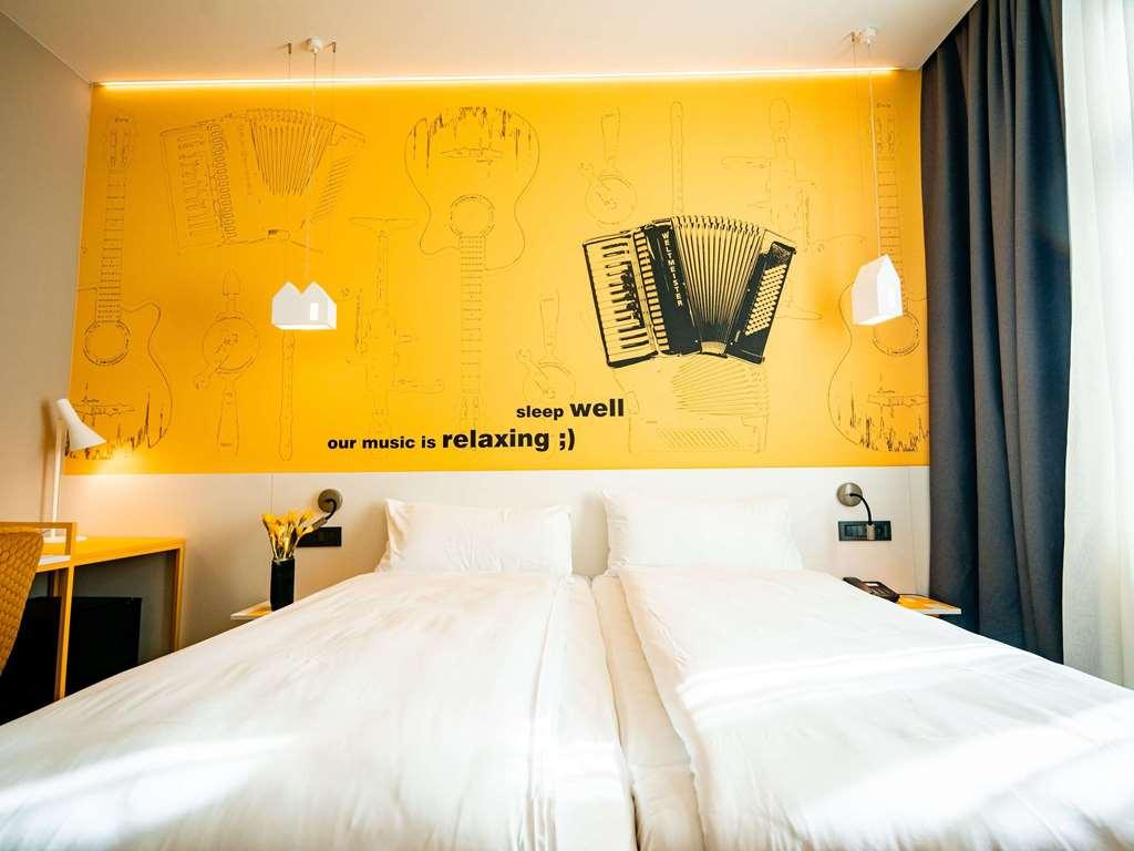 Hotel Ibis Styles Sibiu Arsenal Pokój zdjęcie