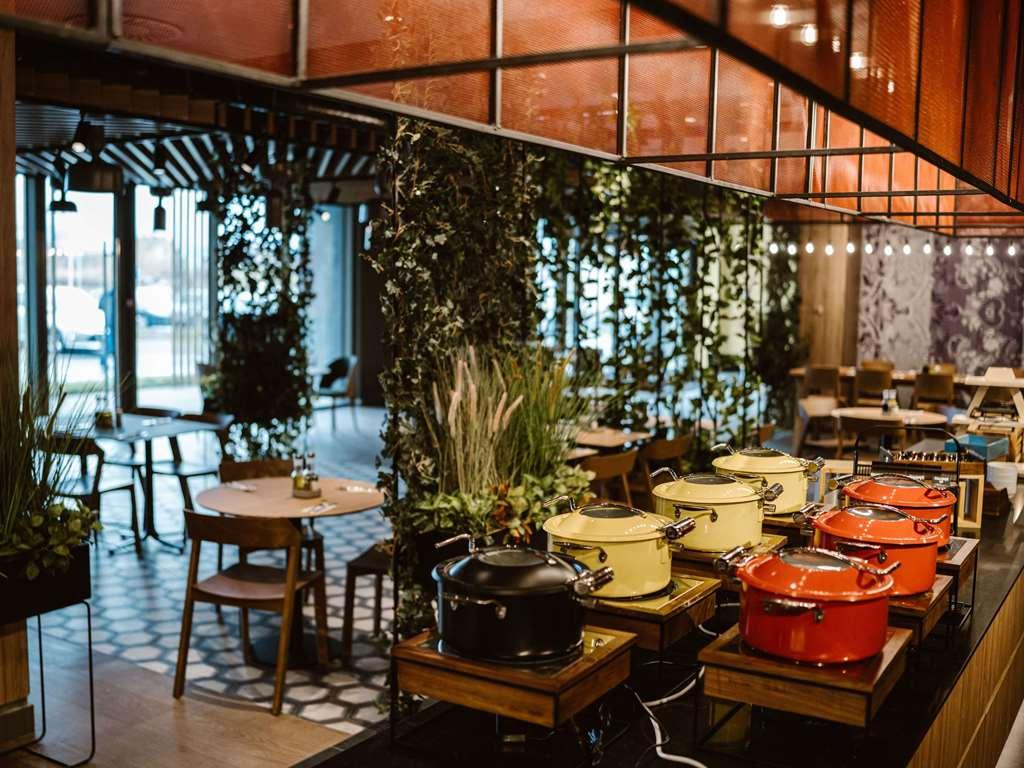 Hotel Ibis Styles Sibiu Arsenal Restauracja zdjęcie